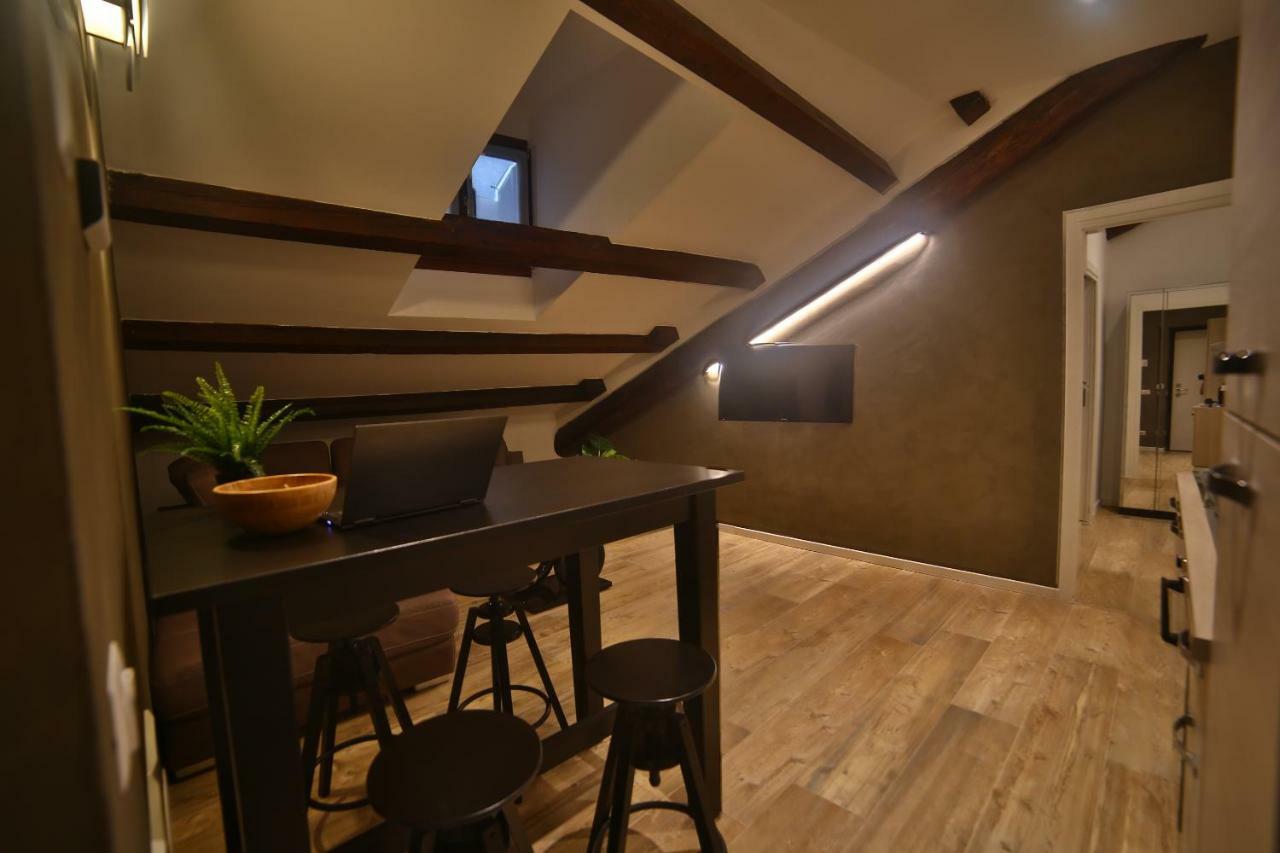 Apartament Moscova Attic Near Duomo Mediolan Zewnętrze zdjęcie